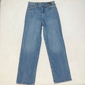 NWT Express High Rise Relaxed Straight Stretch Classic Casual Jean Women's 4R